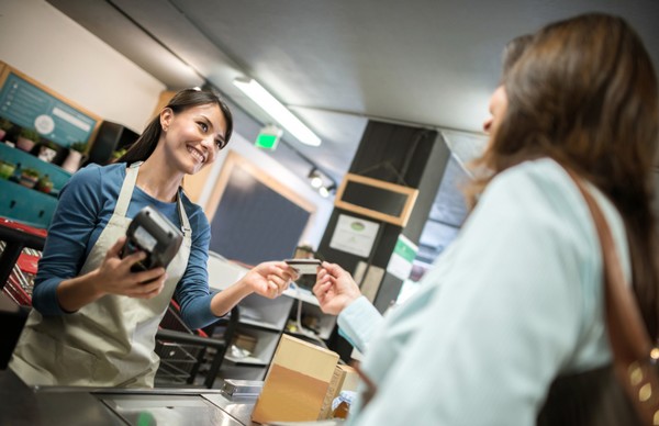 Travail le dimanche : quelles zones et quelles modalités ?