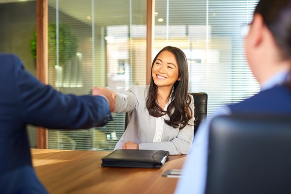 recrutement ressortissant étranger carine drouin idé