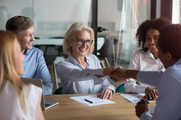 Les seniors au travail : déconstruire quelques schémas mentaux !