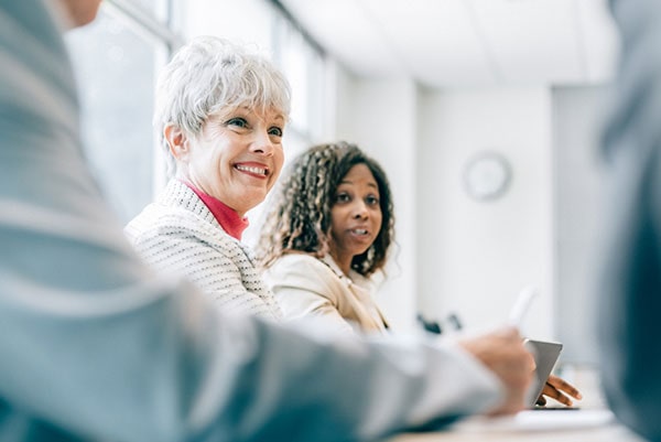 Comment fidéliser et maintenir l’emploi et l’engagement des séniors ?