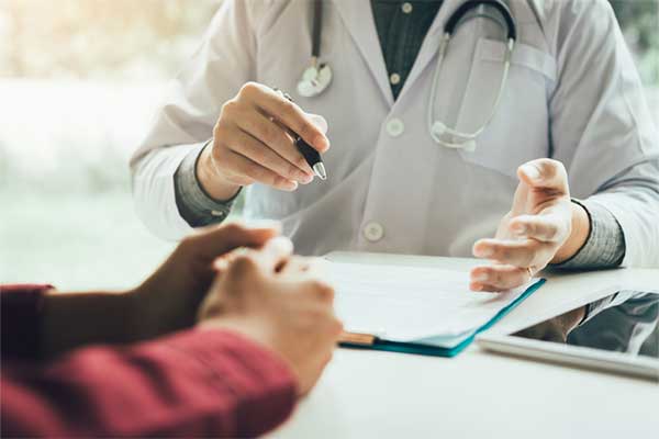 Maladie d’un salarié : quoi d’neuf, docteur ?